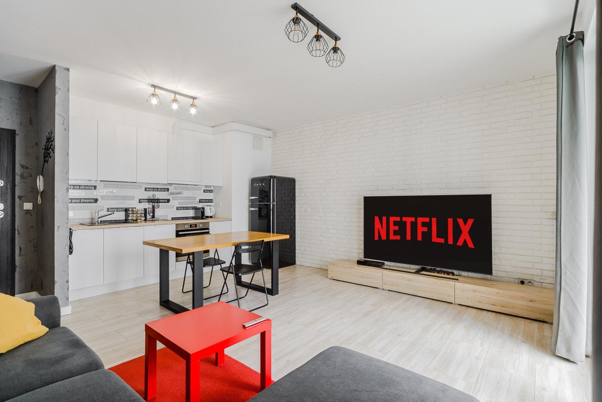 Cozy Family Apartments With Balcony Near Zlote Tarasy Warsaw Exterior photo
