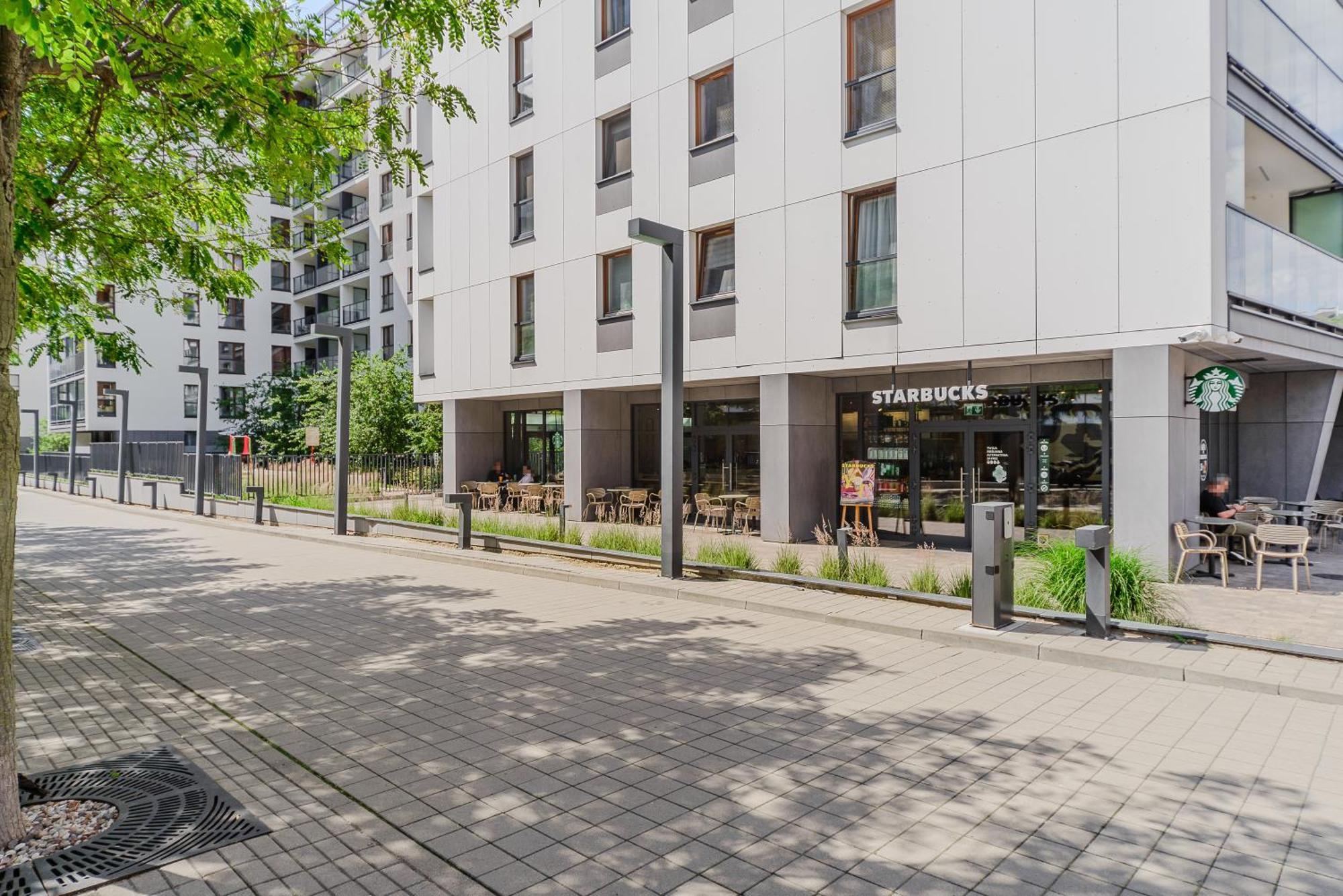 Cozy Family Apartments With Balcony Near Zlote Tarasy Warsaw Exterior photo